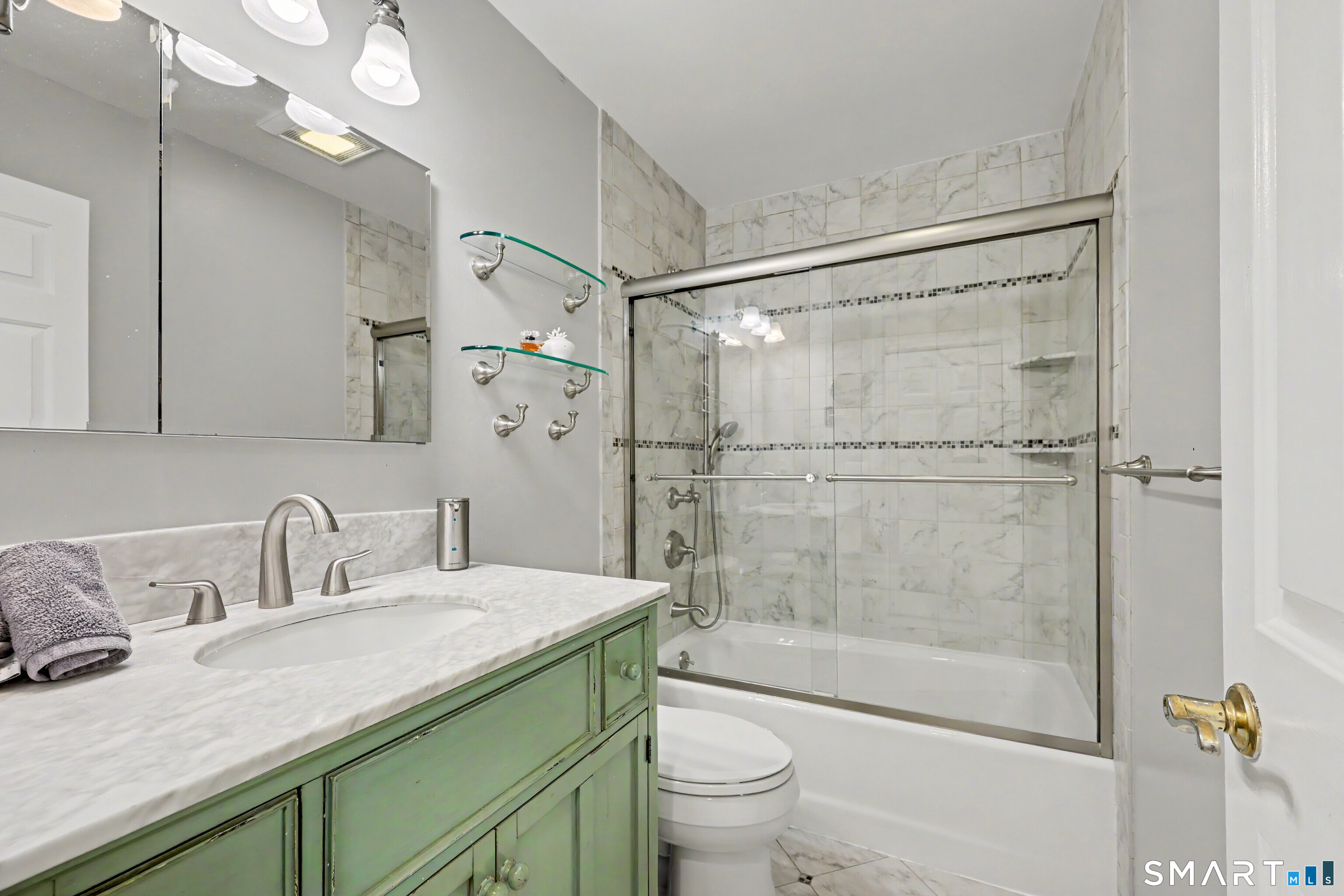351 Pemberwick Road Unit #503 photo 21