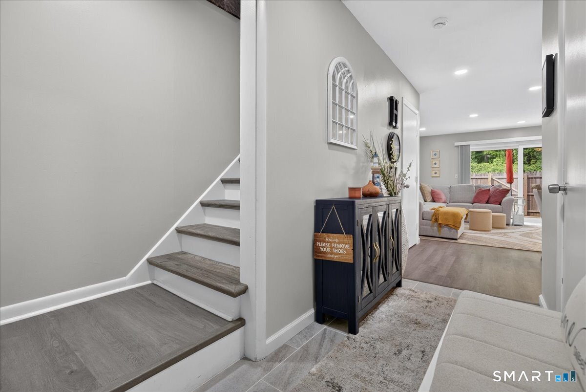 1141 Waterbury Road photo 2