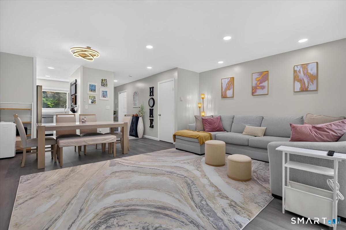 1141 Waterbury Road photo 6