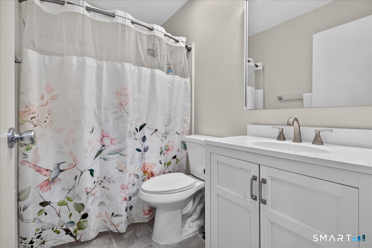1141 Waterbury Road photo 20