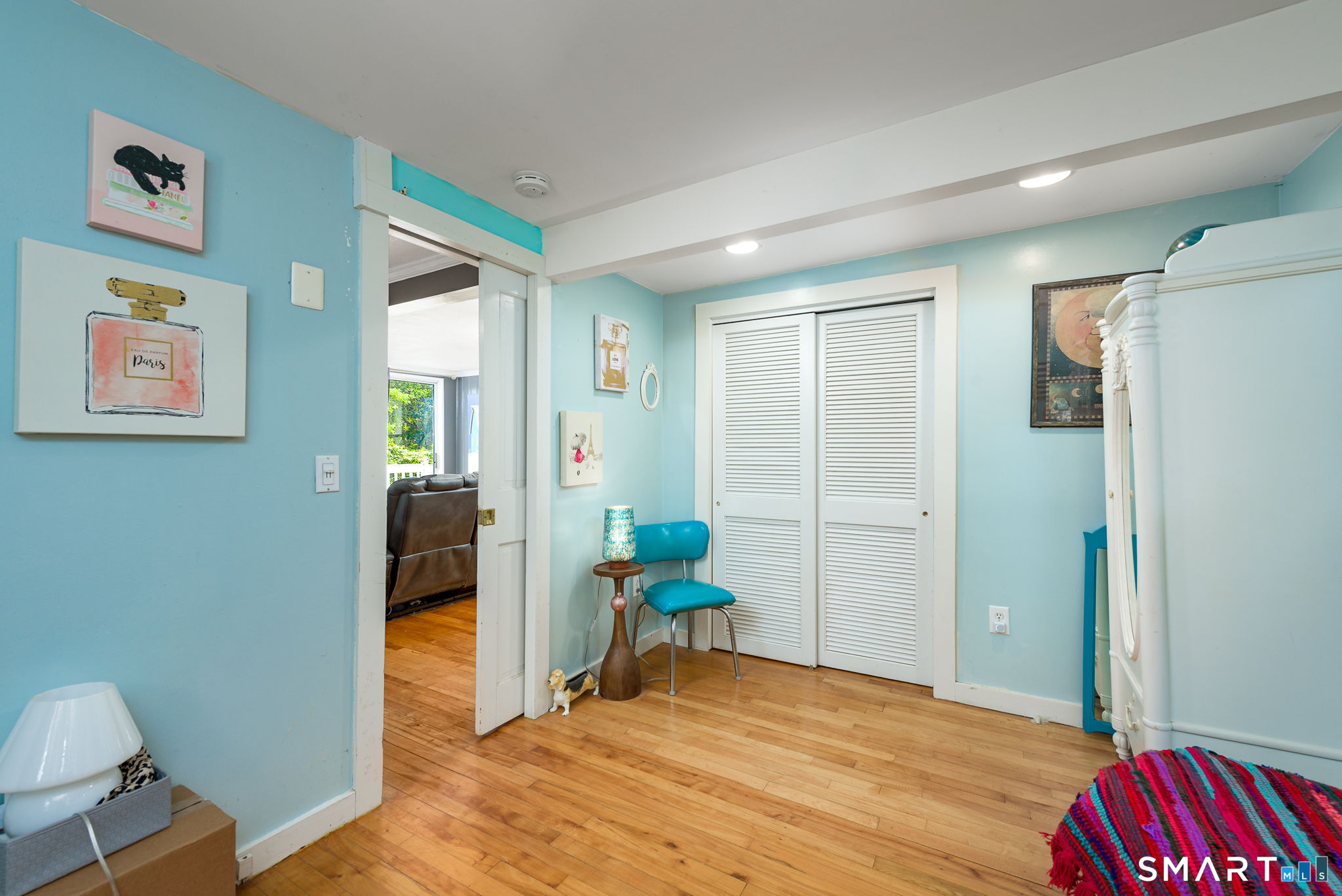 70 Browns Lane photo 16