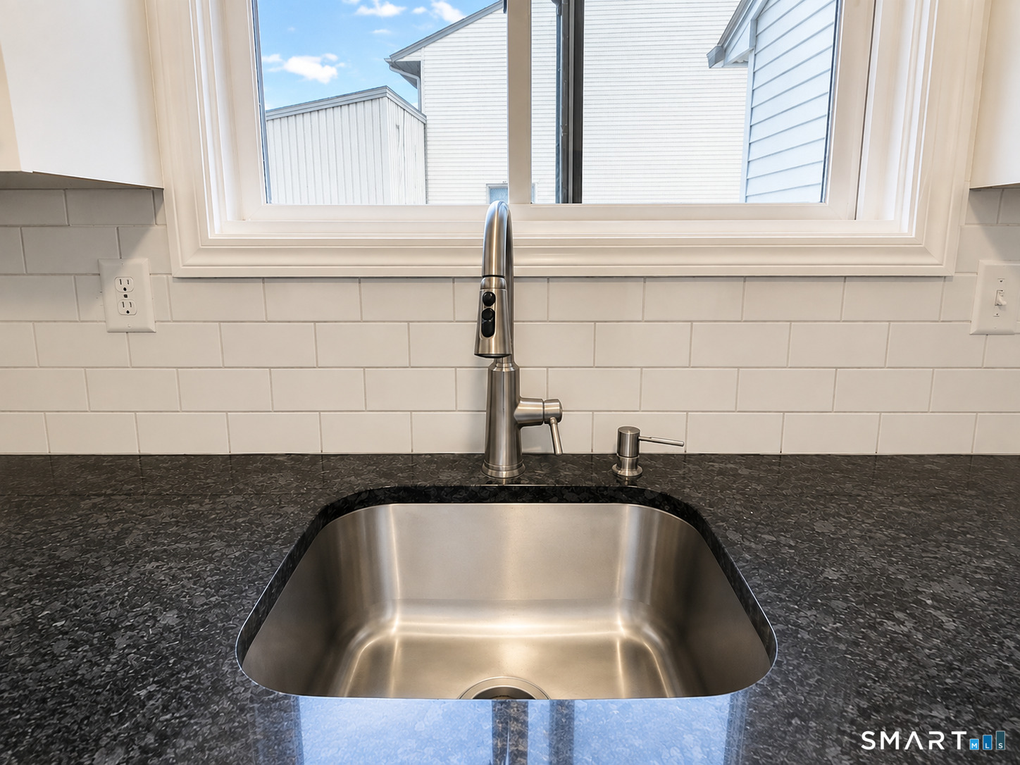 501 Summer Hill Drive Unit #501 photo 7