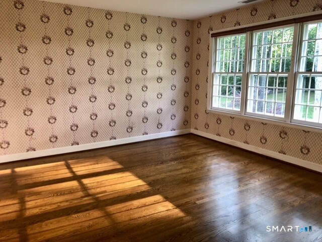 45 Longview Road photo 29