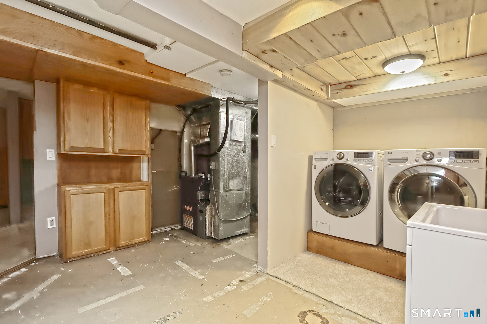 154 Benz Street photo 25