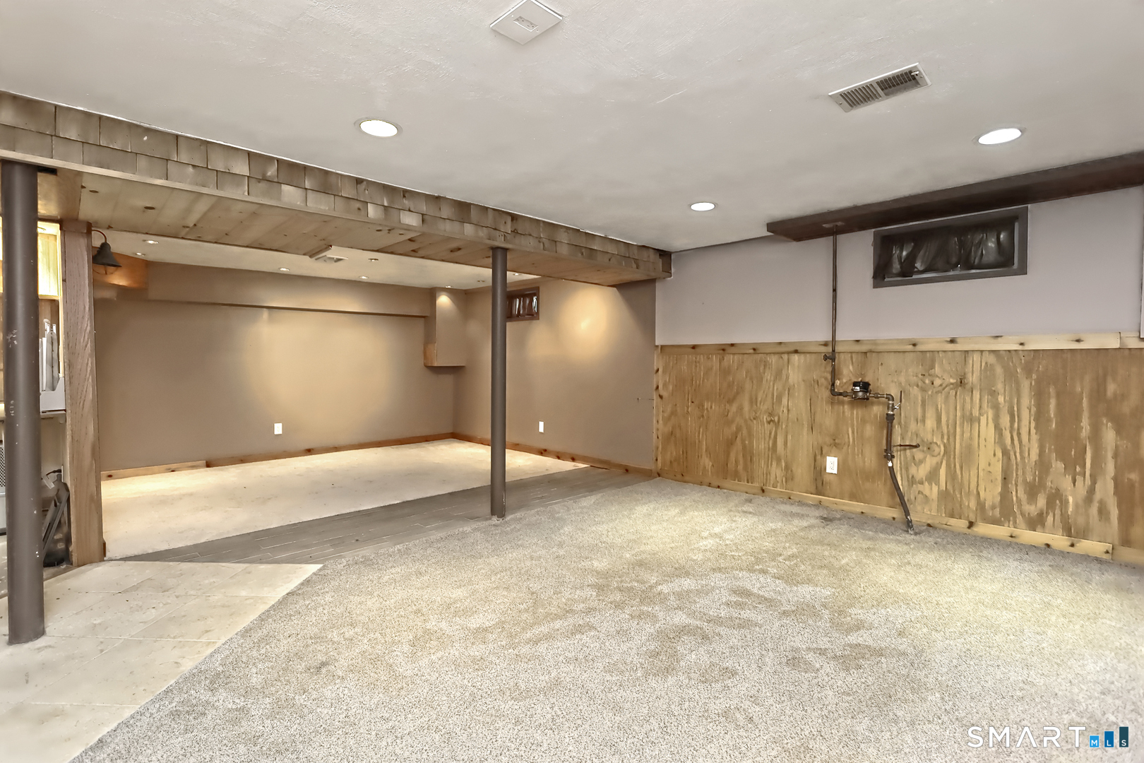 154 Benz Street photo 28