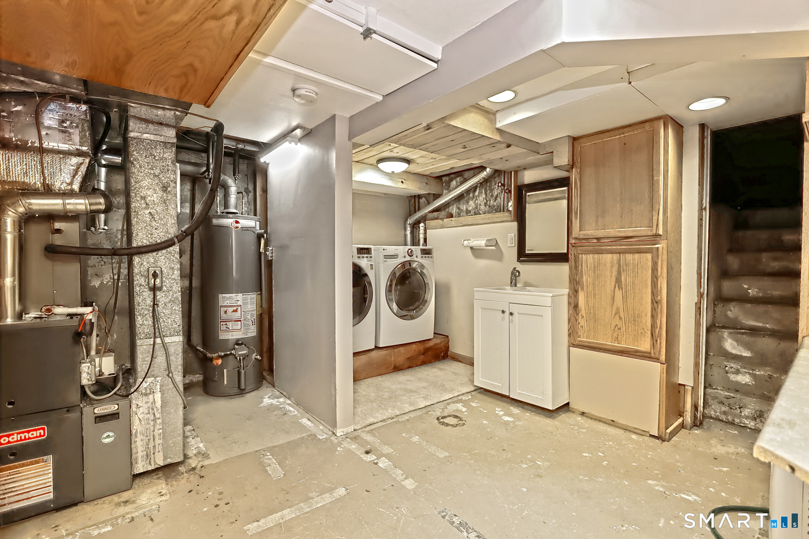 154 Benz Street photo 24