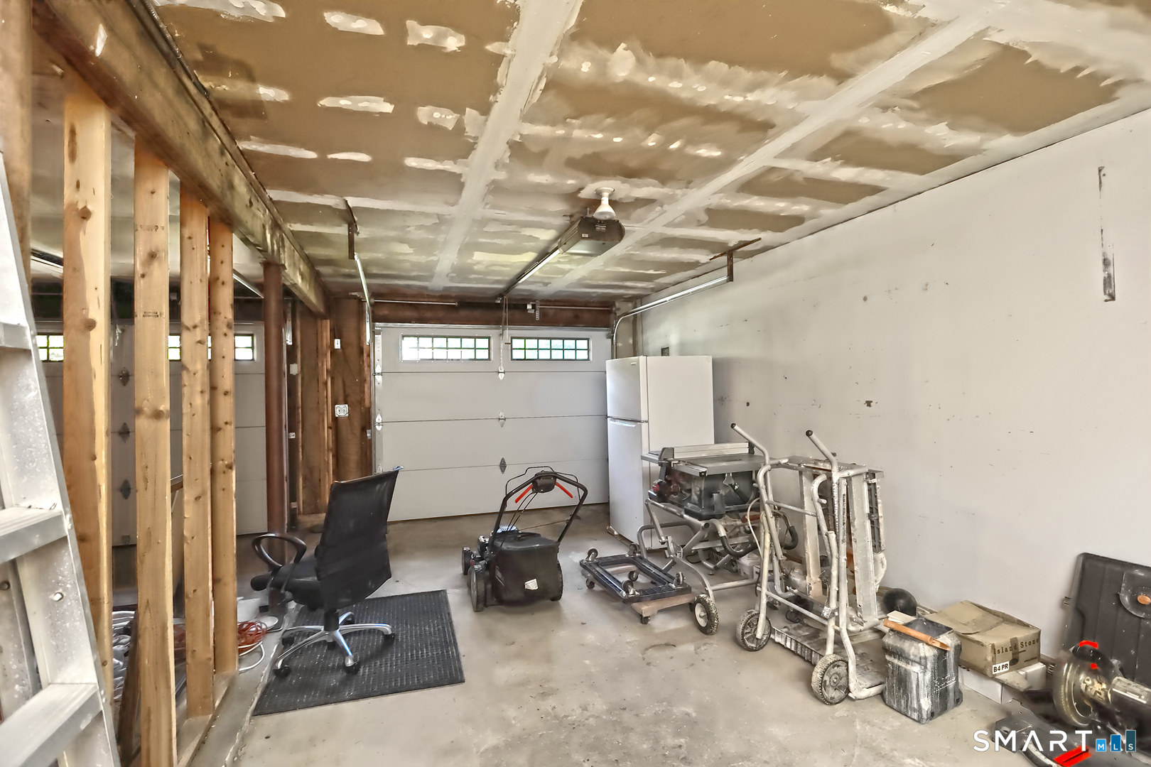 154 Benz Street photo 32