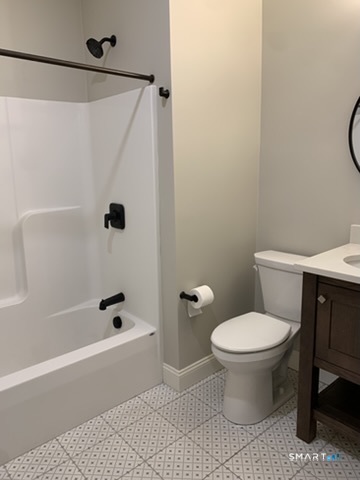 501 Edgewater Circle Unit #G photo 4