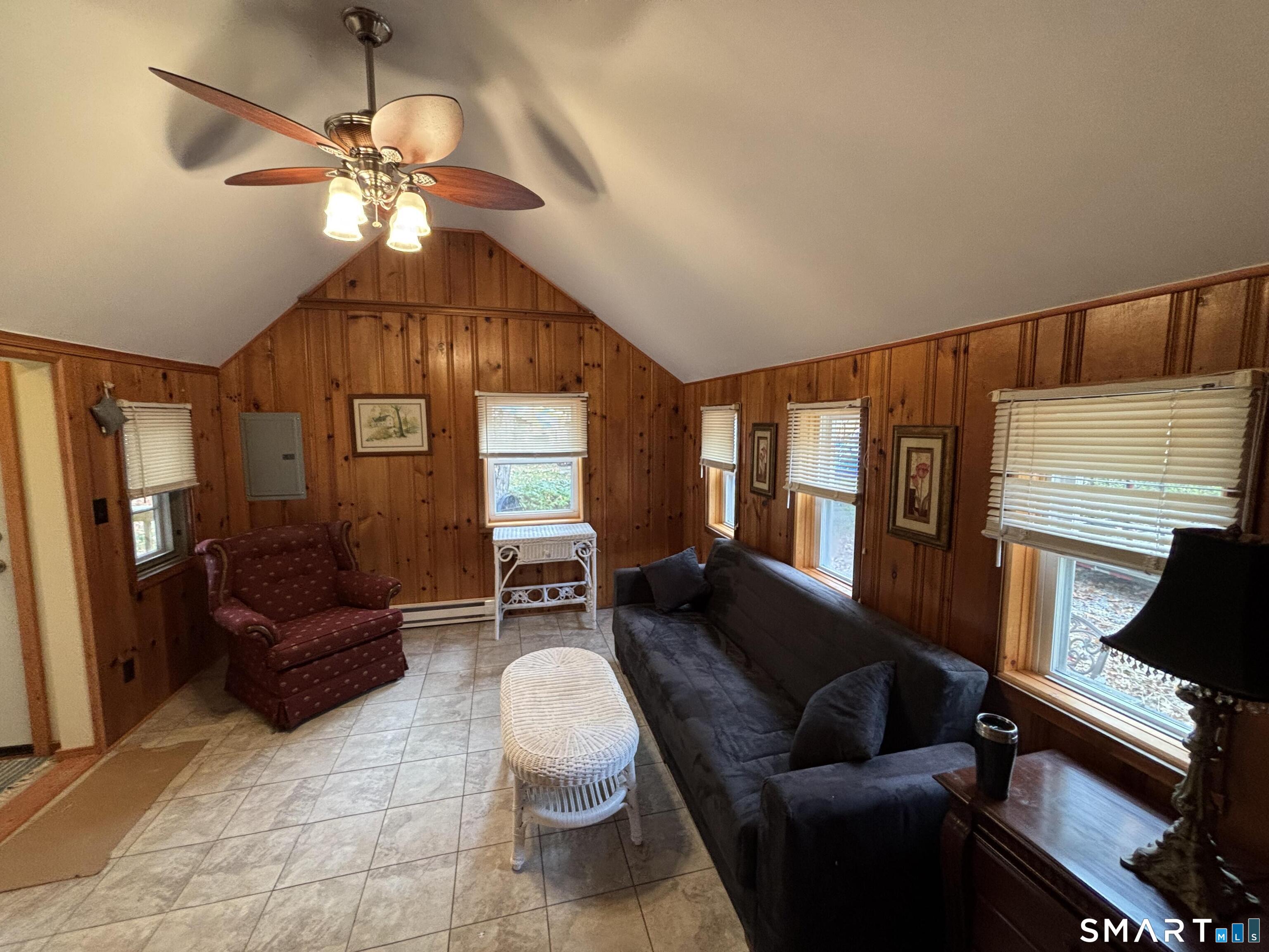 34 Gardner Lake Heights photo 8