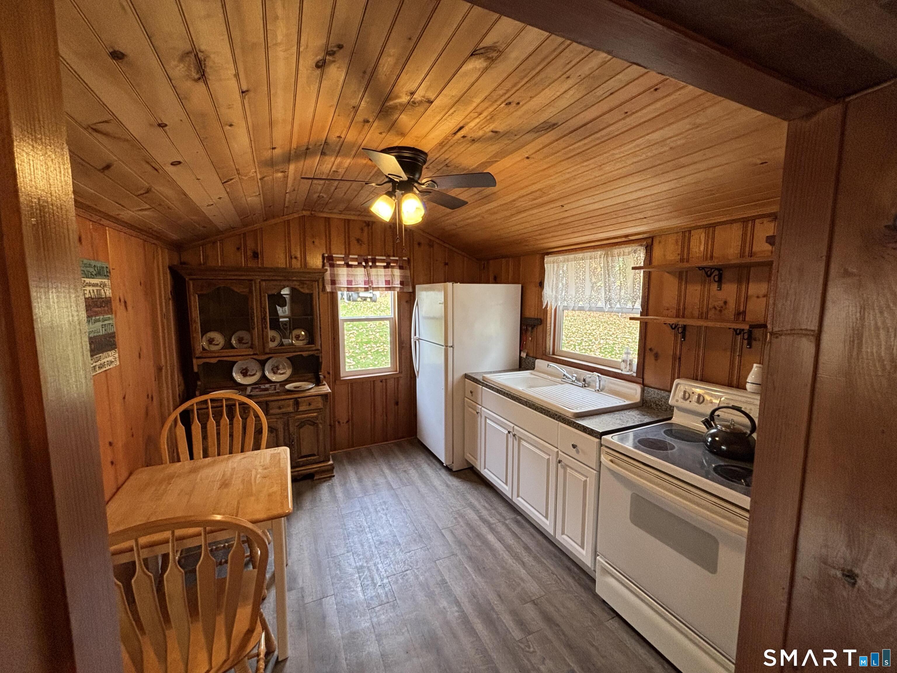 34 Gardner Lake Heights photo 13