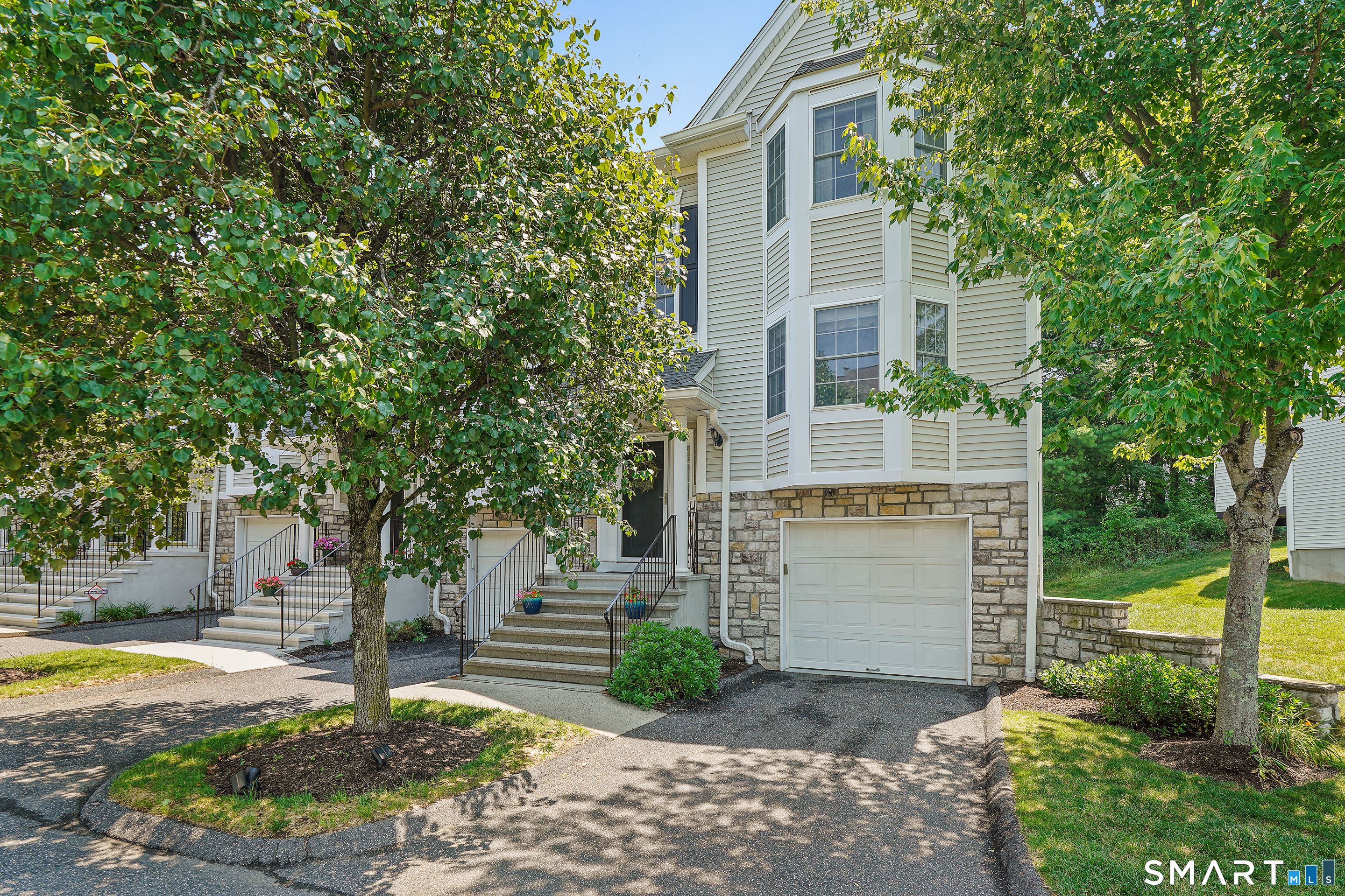 1006 Hancock Drive Unit #1006