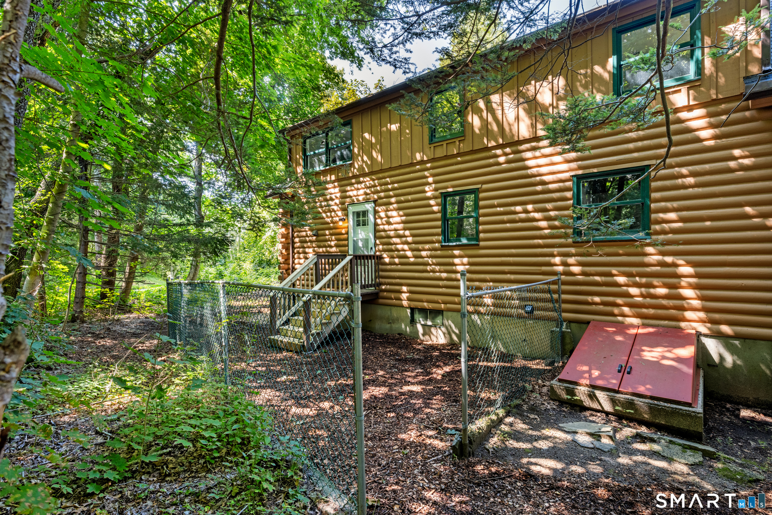 176 Lake Drive East photo 28