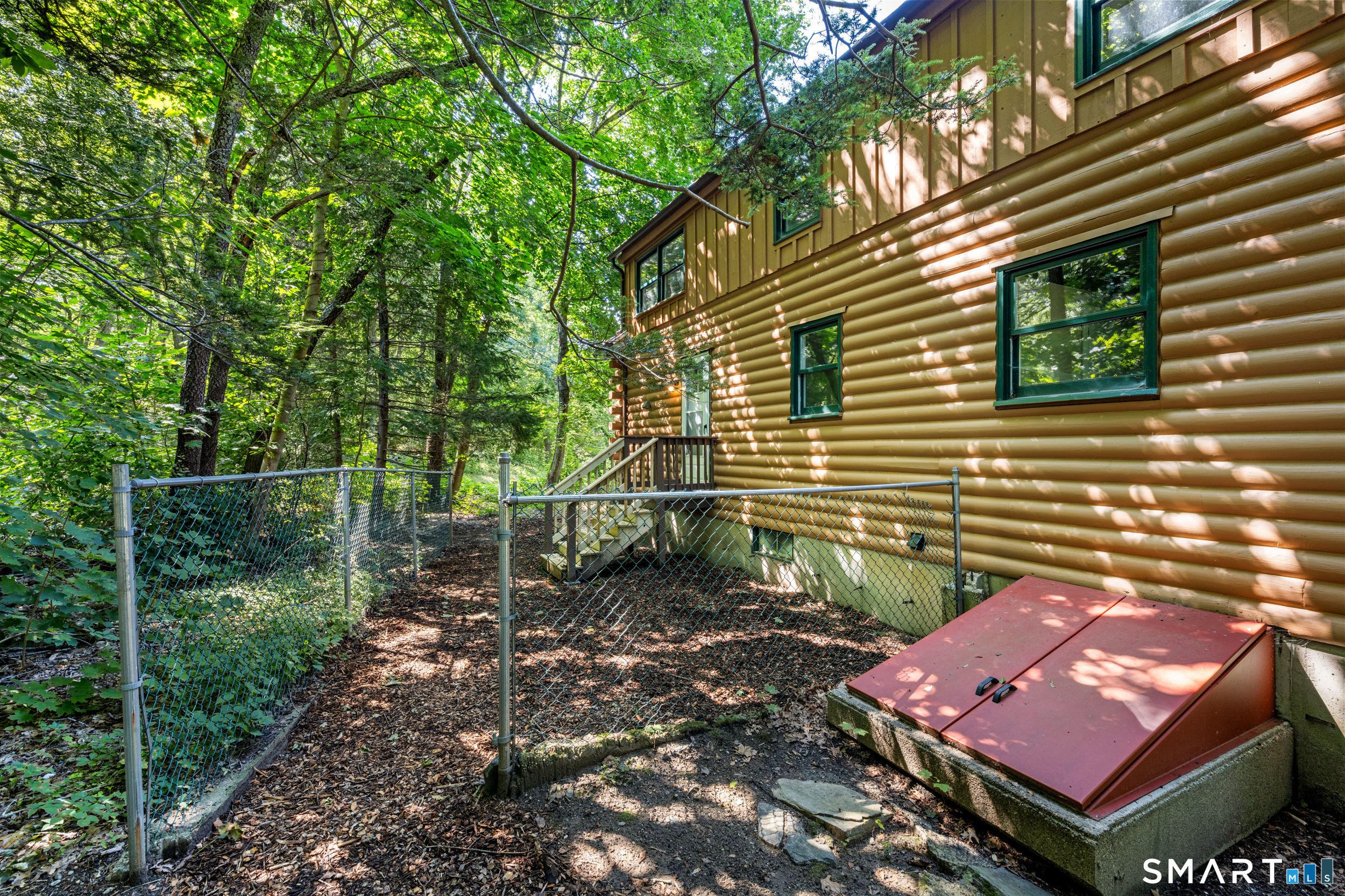 176 Lake Drive East photo 29