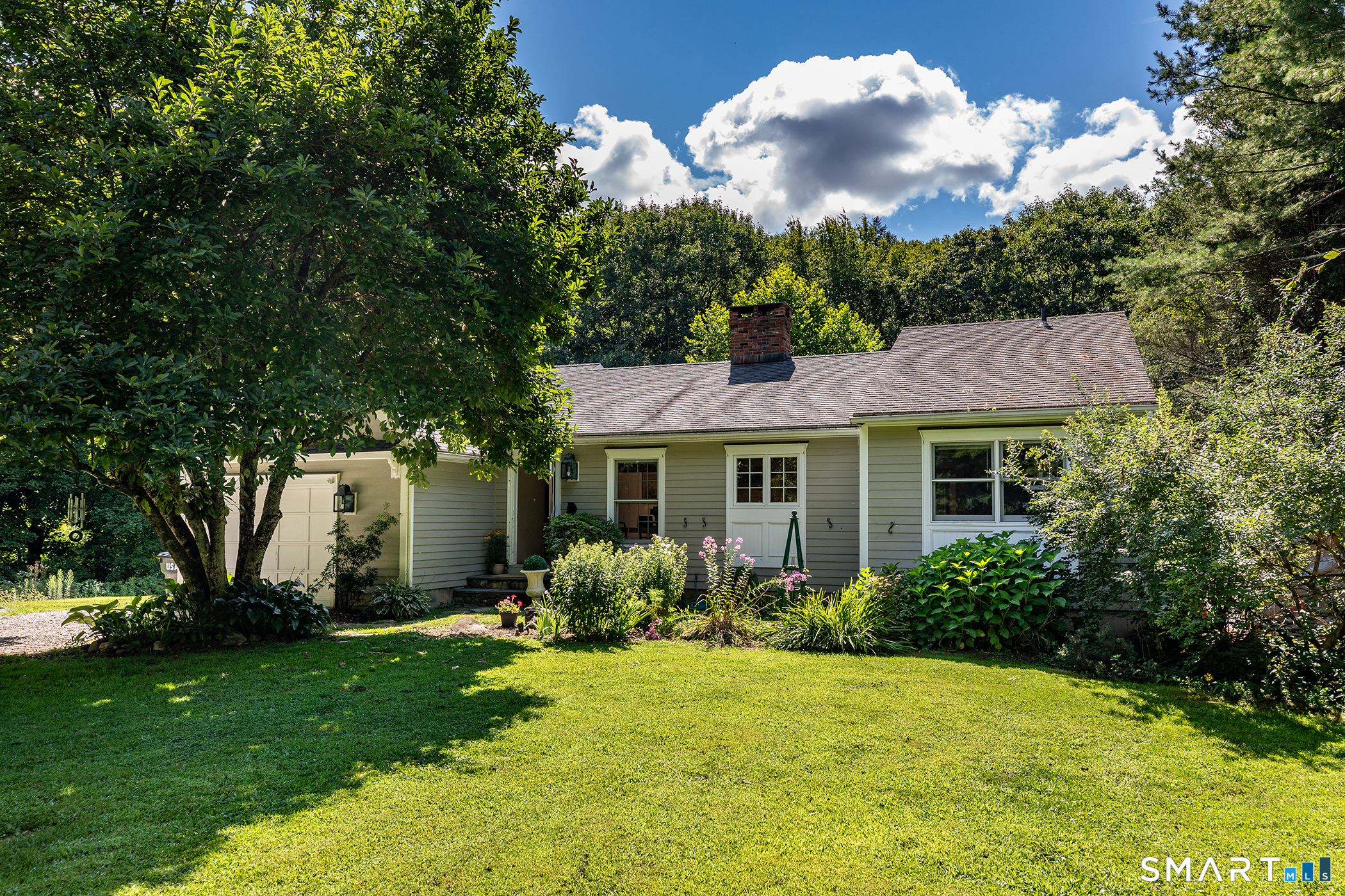 122 River Road