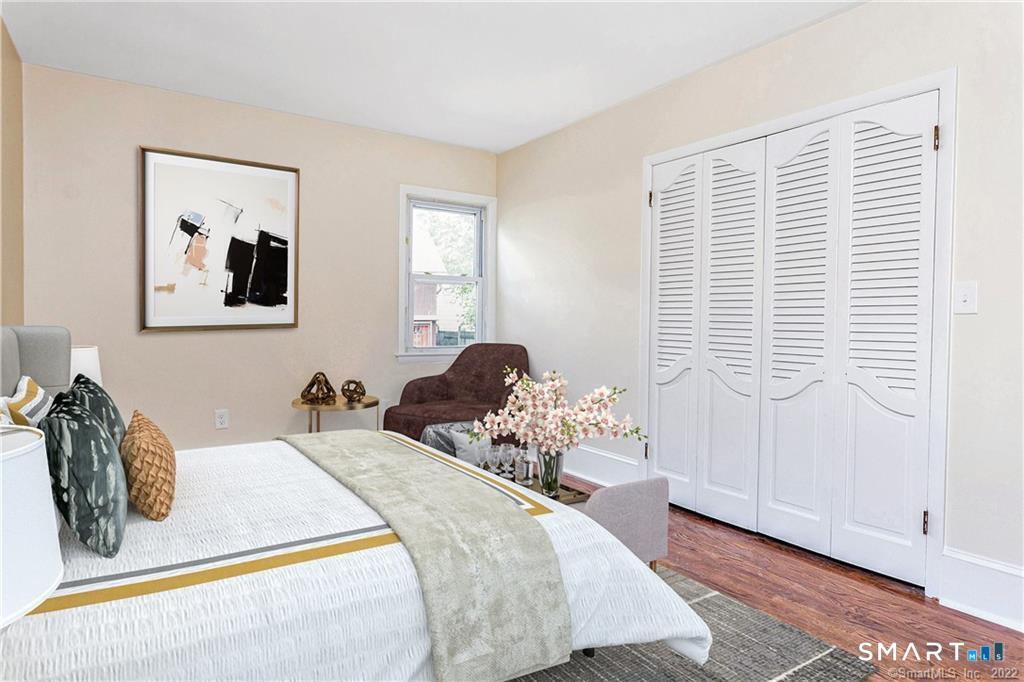68 Leonard Street, Stamford, Connecticut photo 4