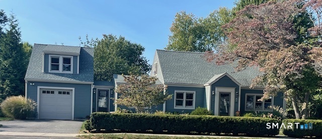 402 Riverside Drive photo 3