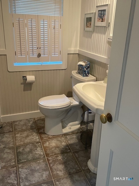 402 Riverside Drive photo 22