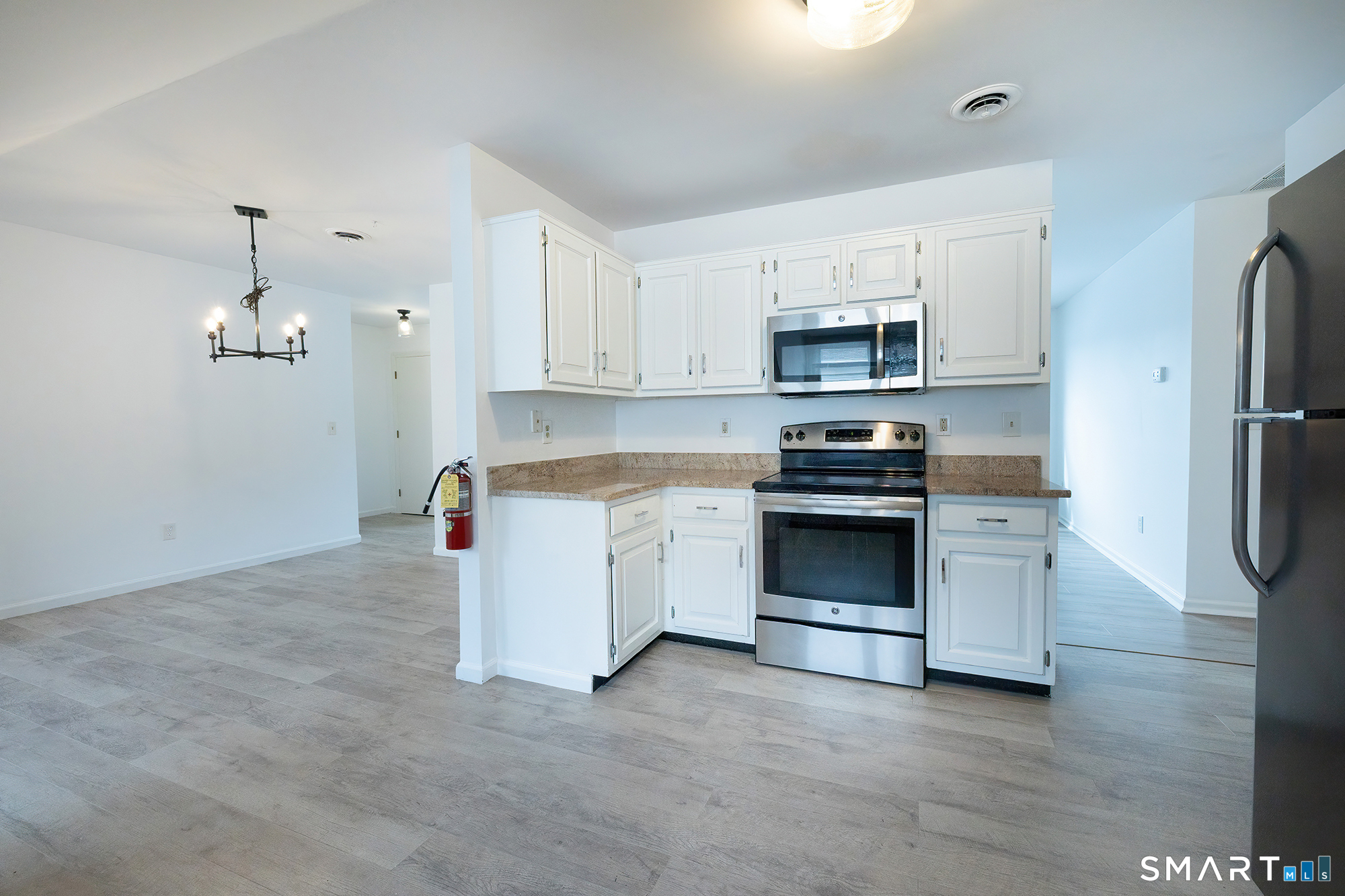 426 Main Street Unit #H photo 5