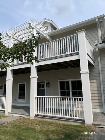 102 Edgewater Circle Unit #C photo 2