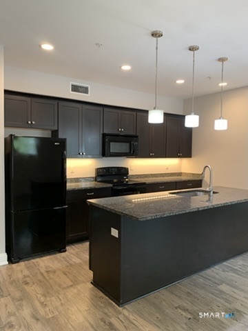 102 Edgewater Circle Unit #C photo 3