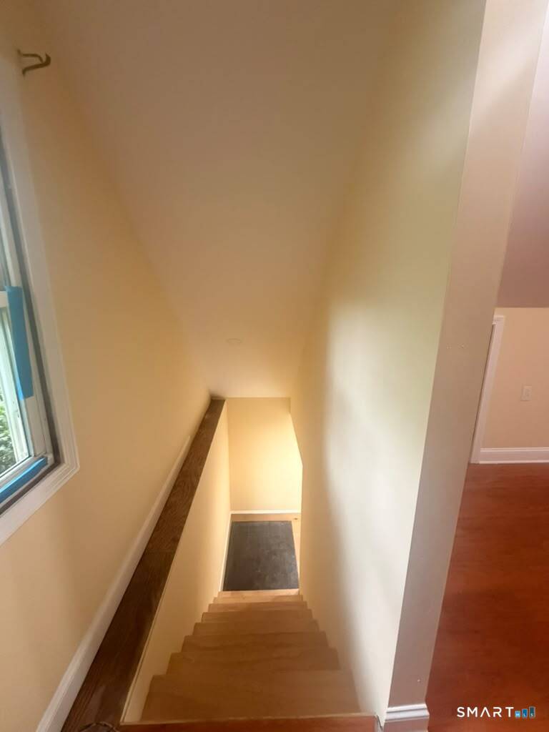 16 Terrace Avenue photo 5