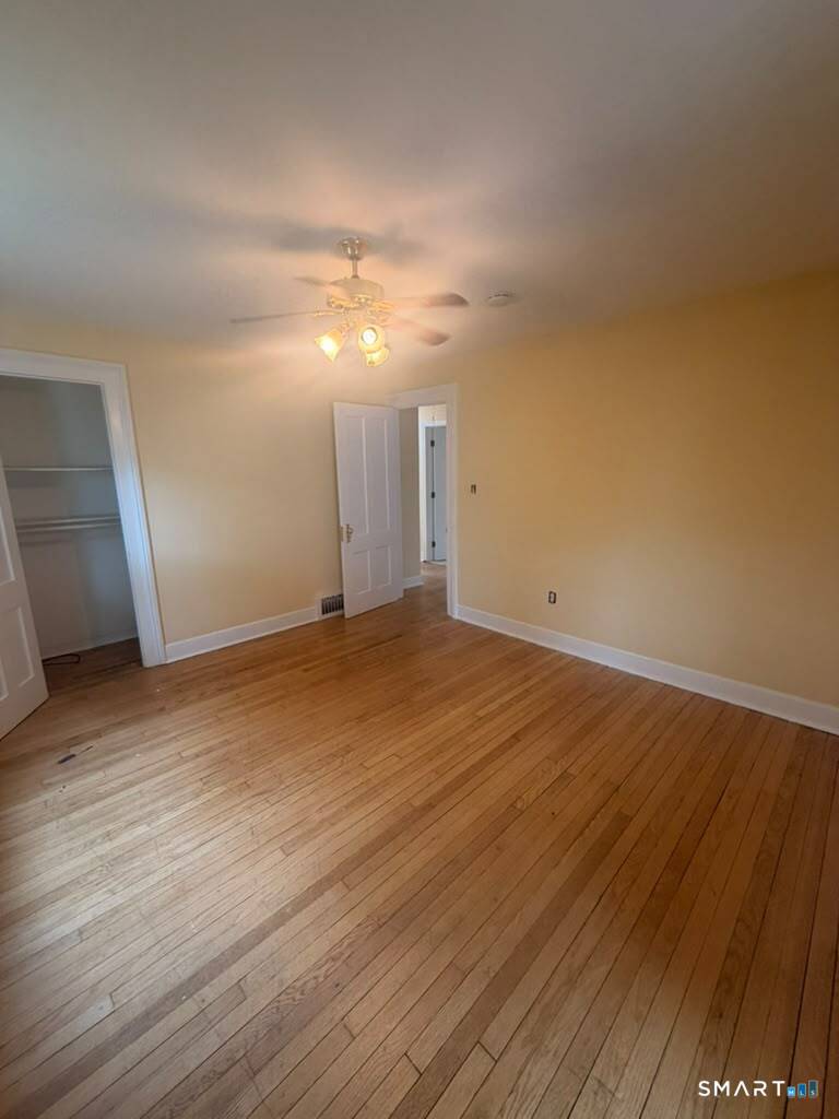16 Terrace Avenue photo 13