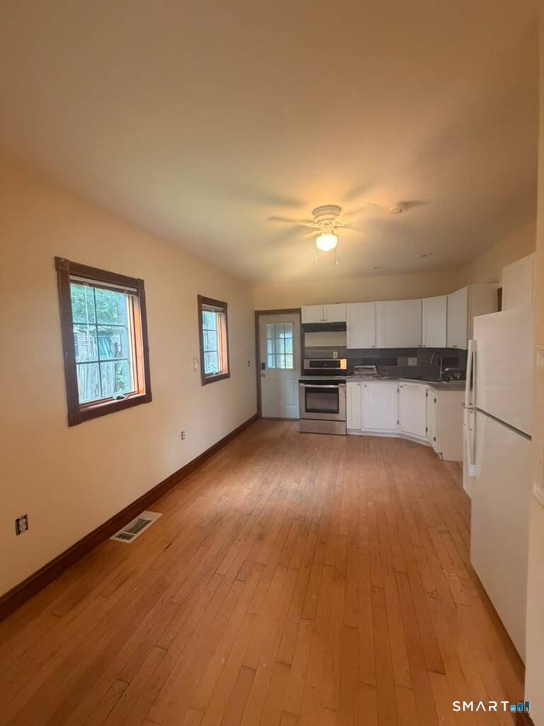 16 Terrace Avenue photo 15