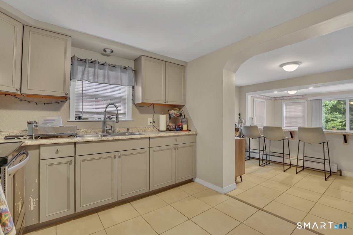 299 Westfield Road photo 15