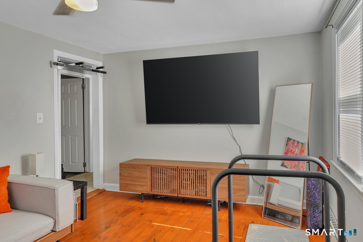 299 Westfield Road photo 14