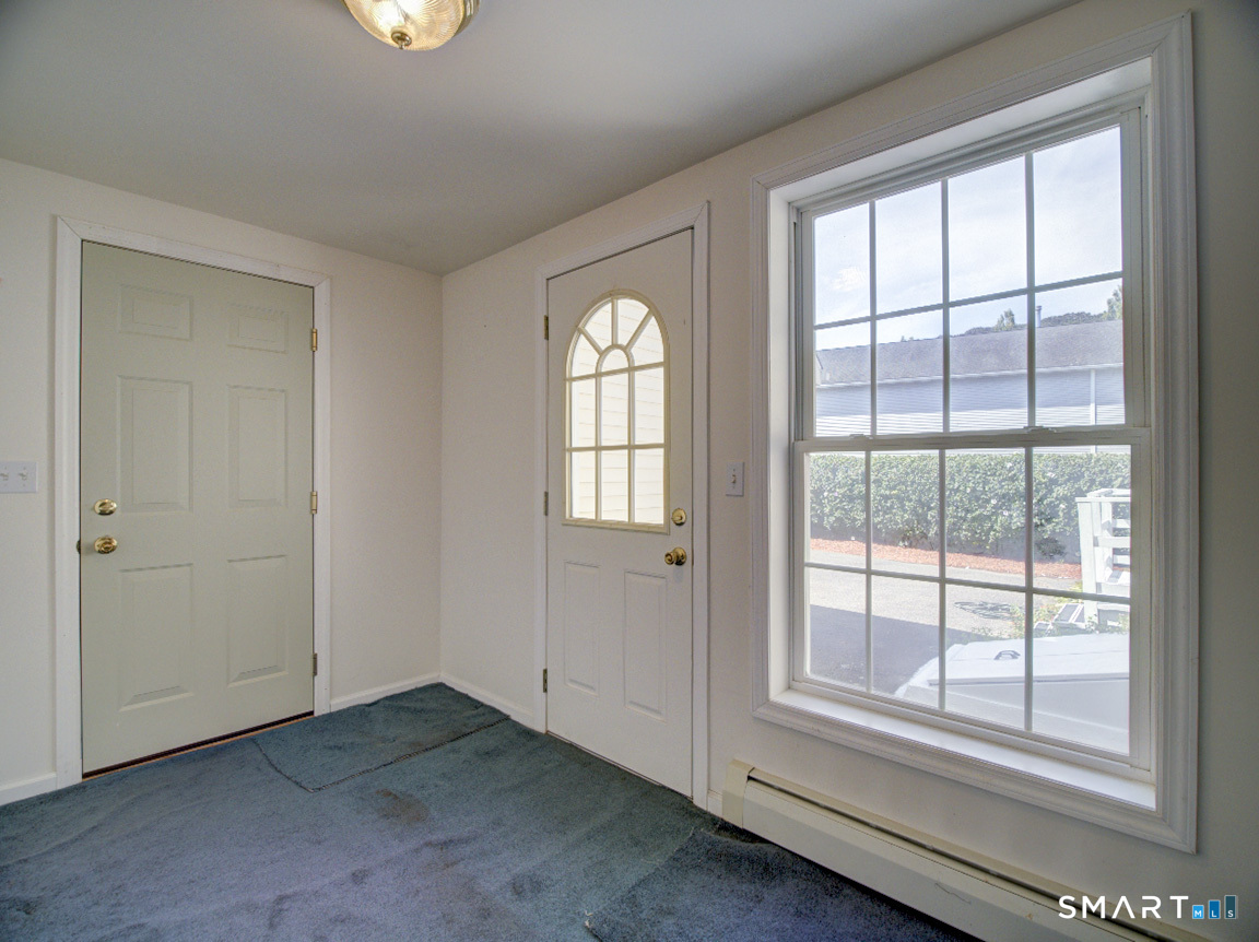 6 Mettler Street photo 13