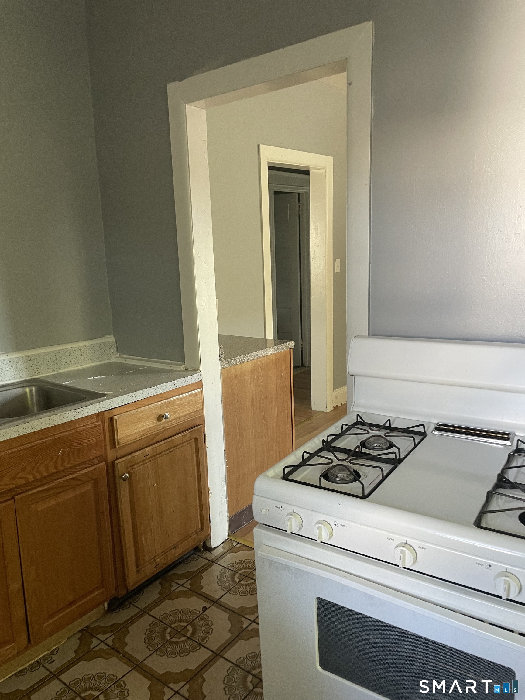 69-71 Cabot Street photo 3