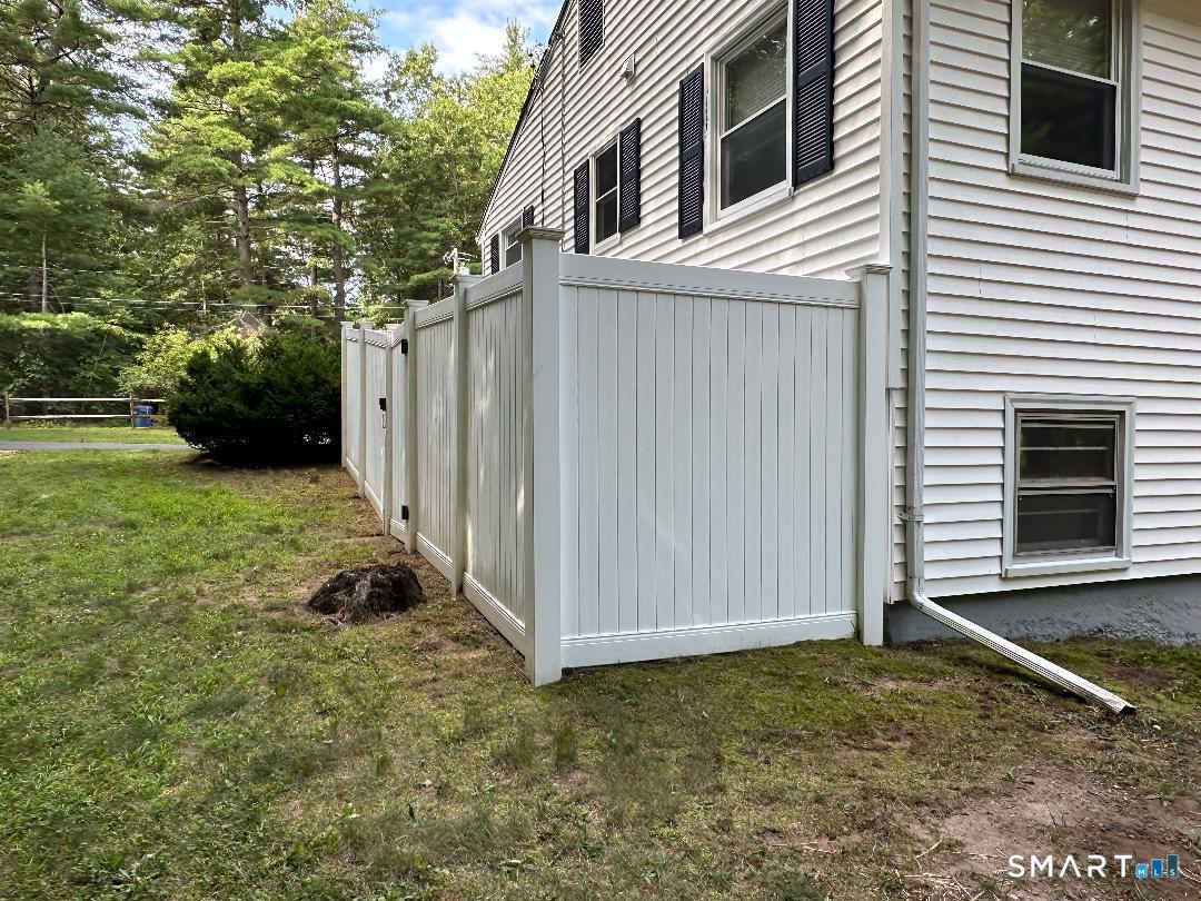 12 Oakwood Drive photo 31