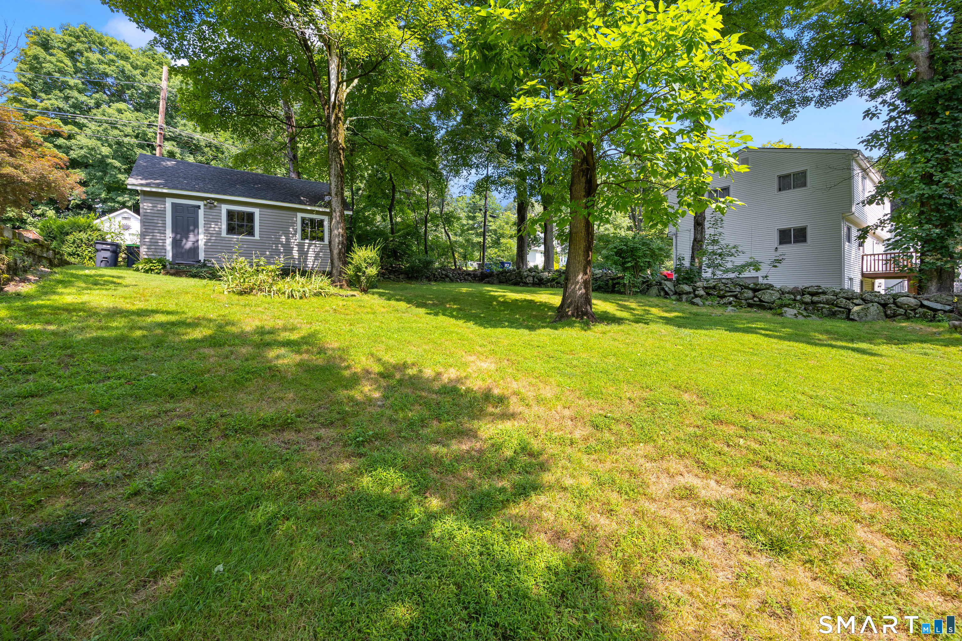 54 Litchfield Road photo 26