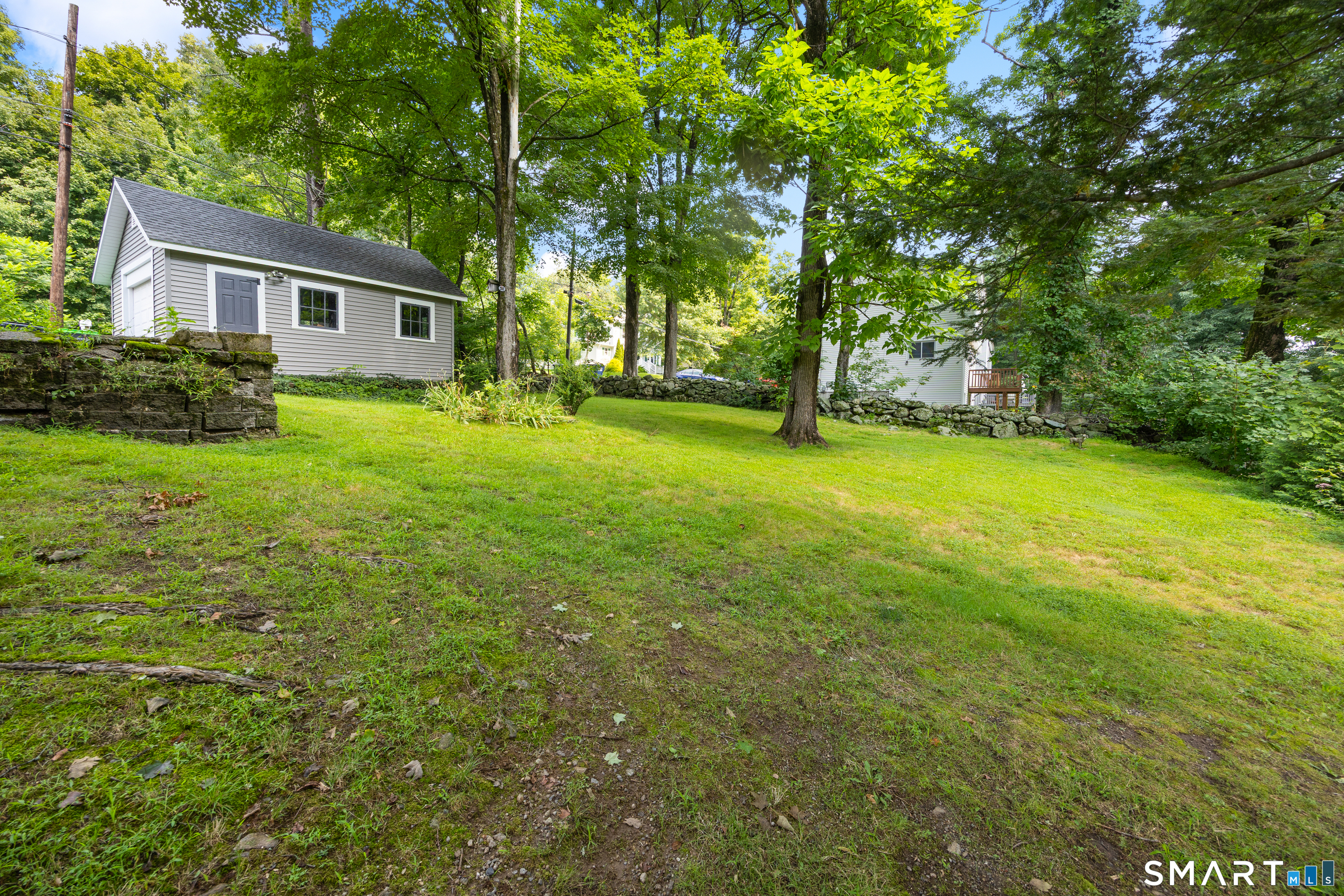 54 Litchfield Road photo 27