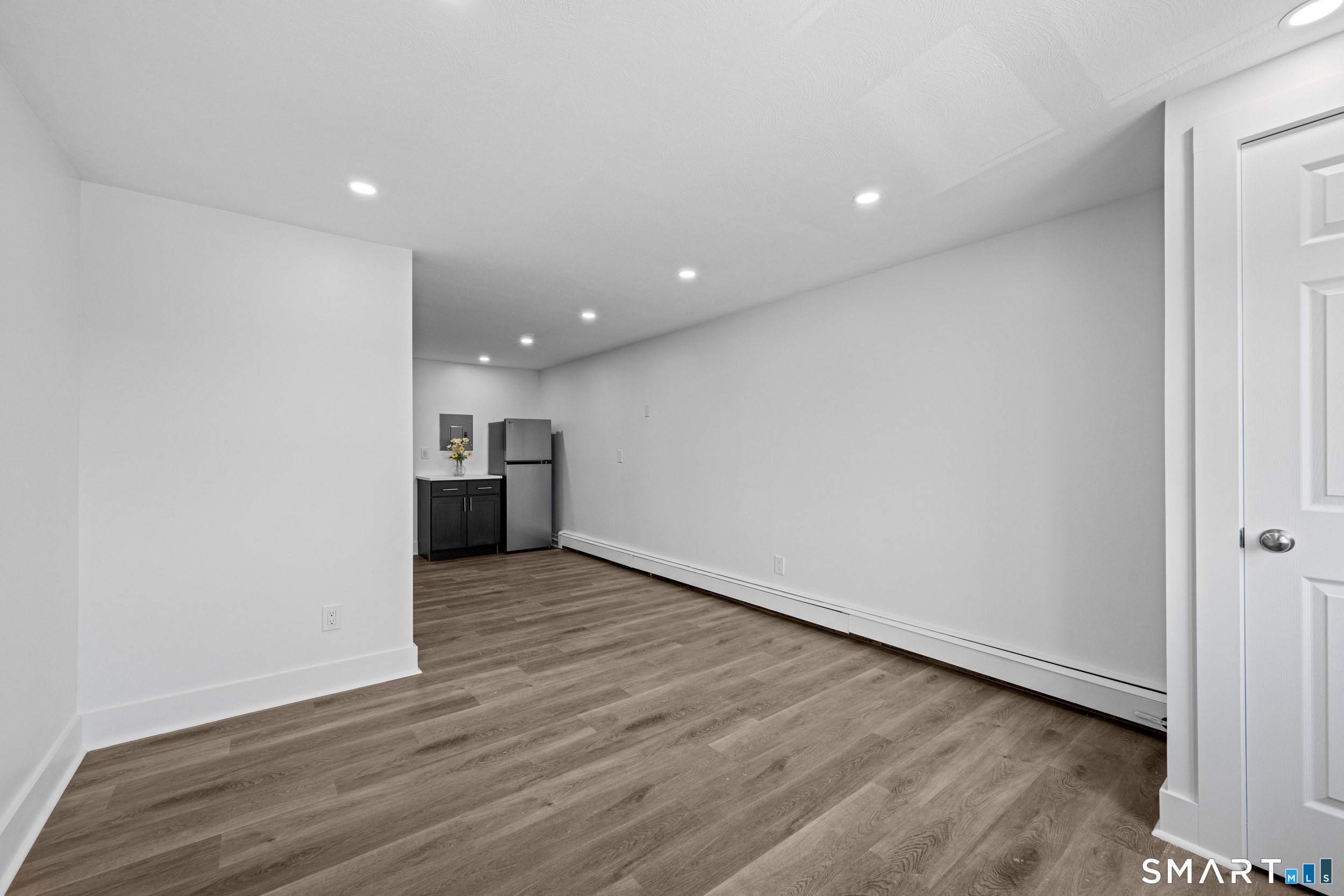 145 Garfield Avenue photo 5
