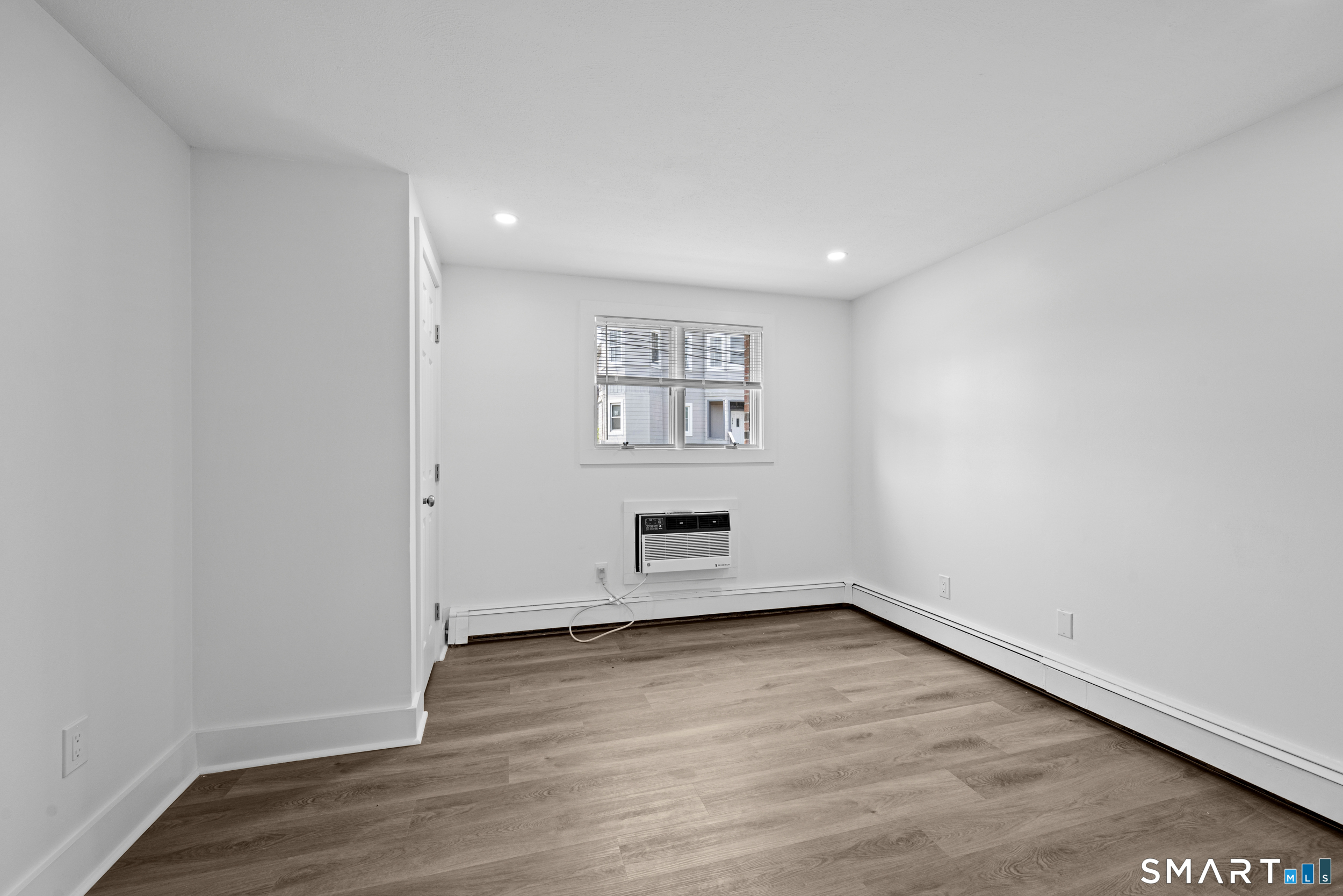 145 Garfield Avenue photo 10