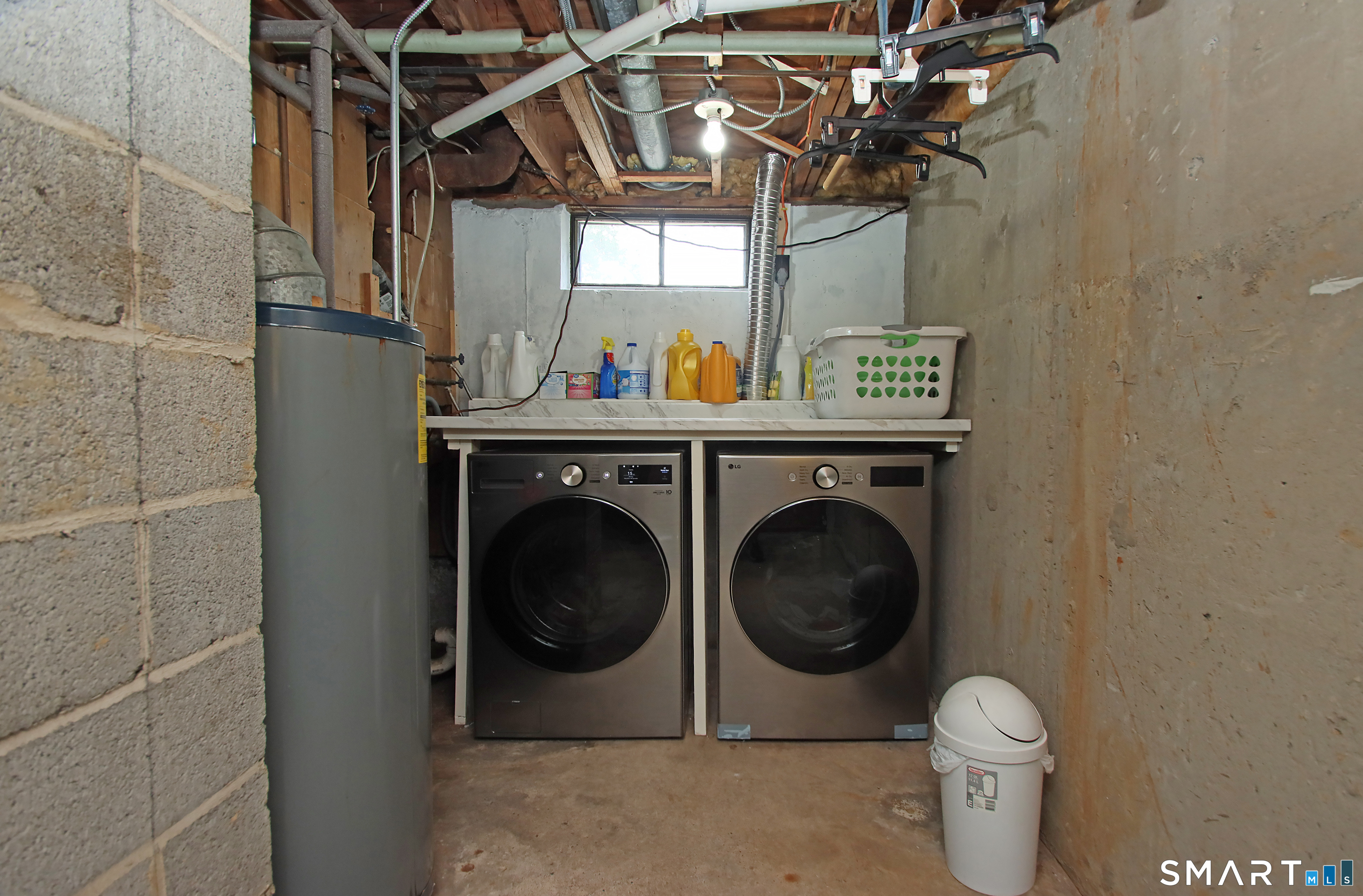 76 Jessie Drive photo 27