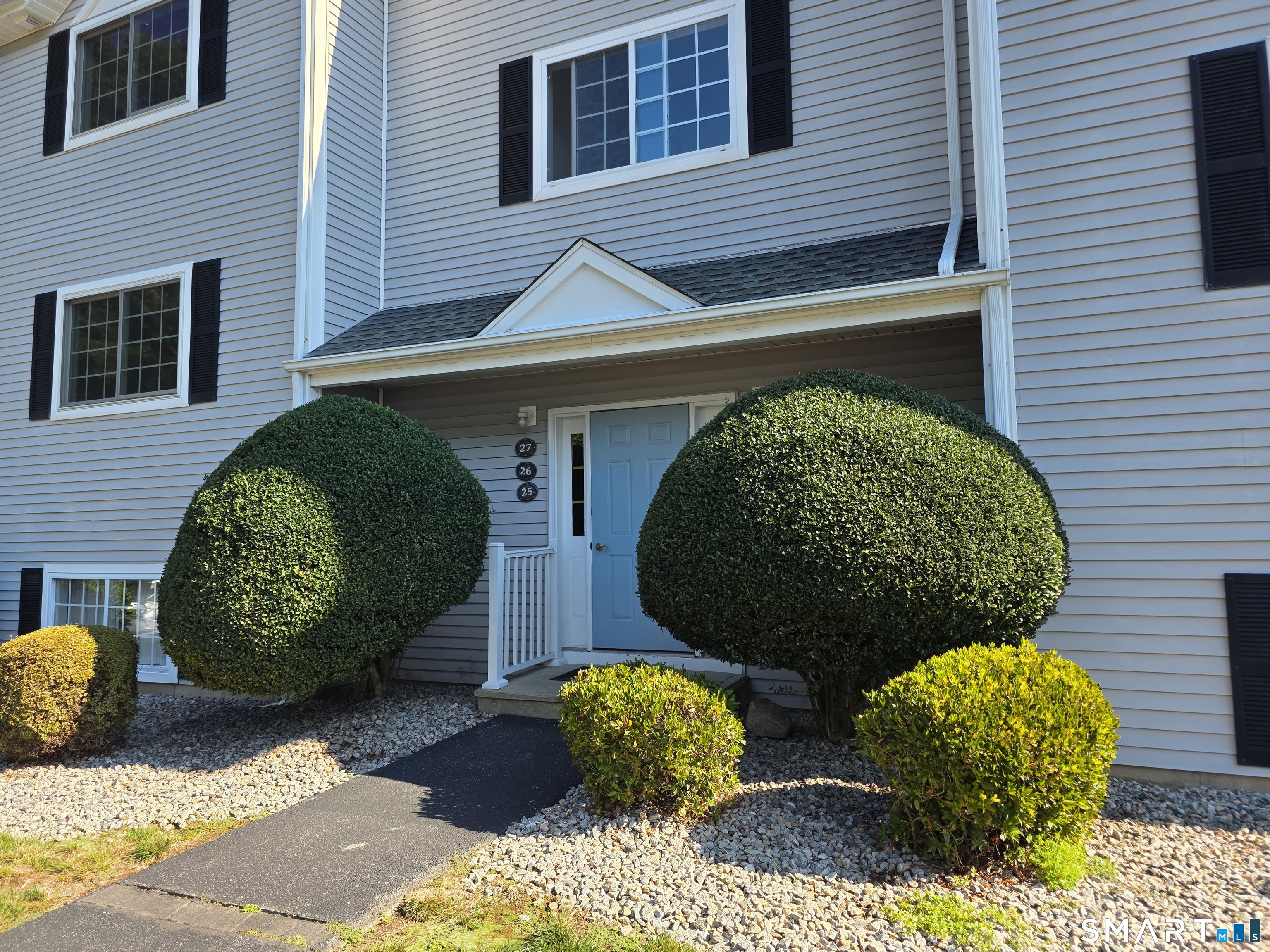 310 Boston Post Road 26