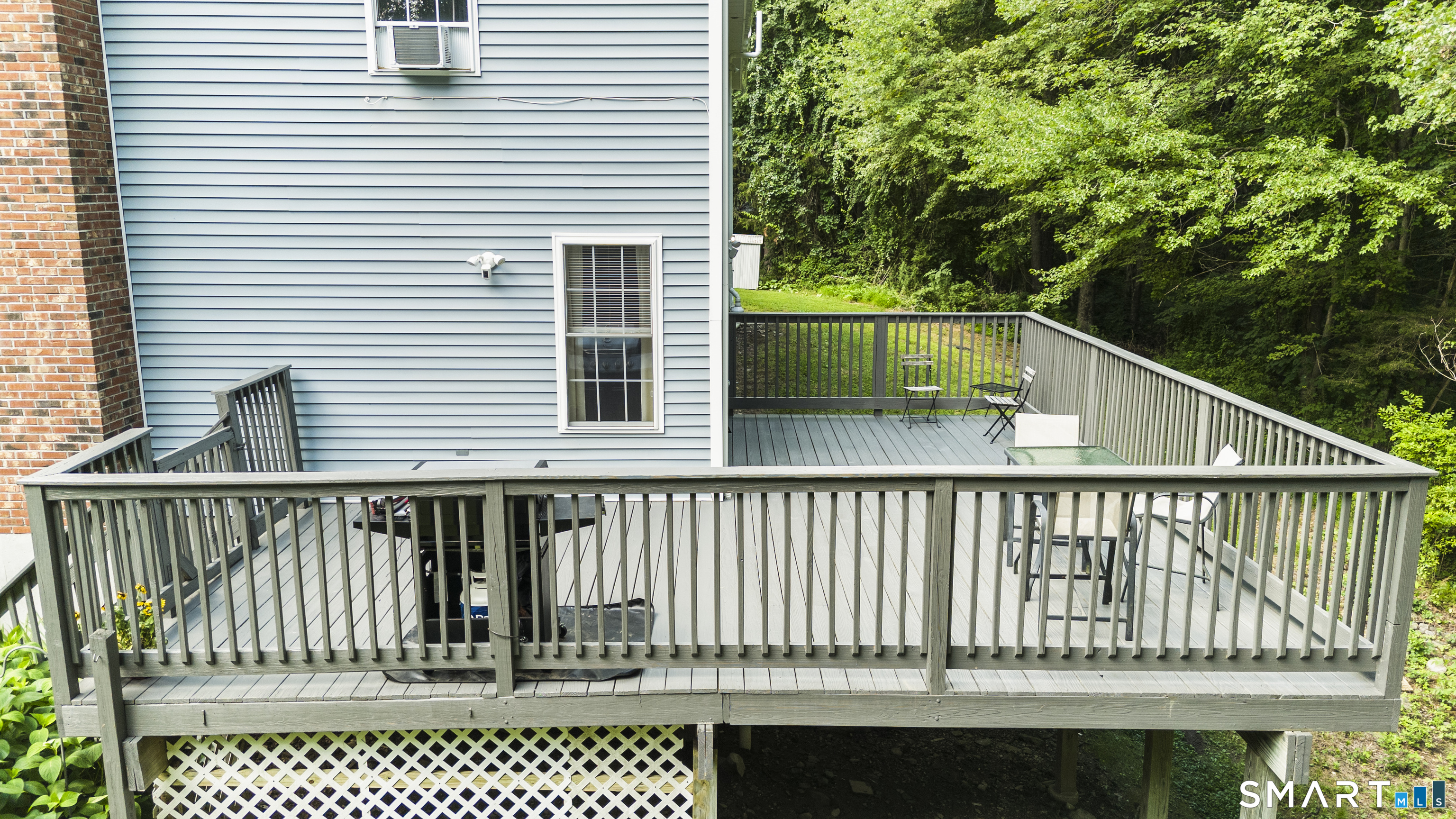 264 Trumbull Highway photo 25