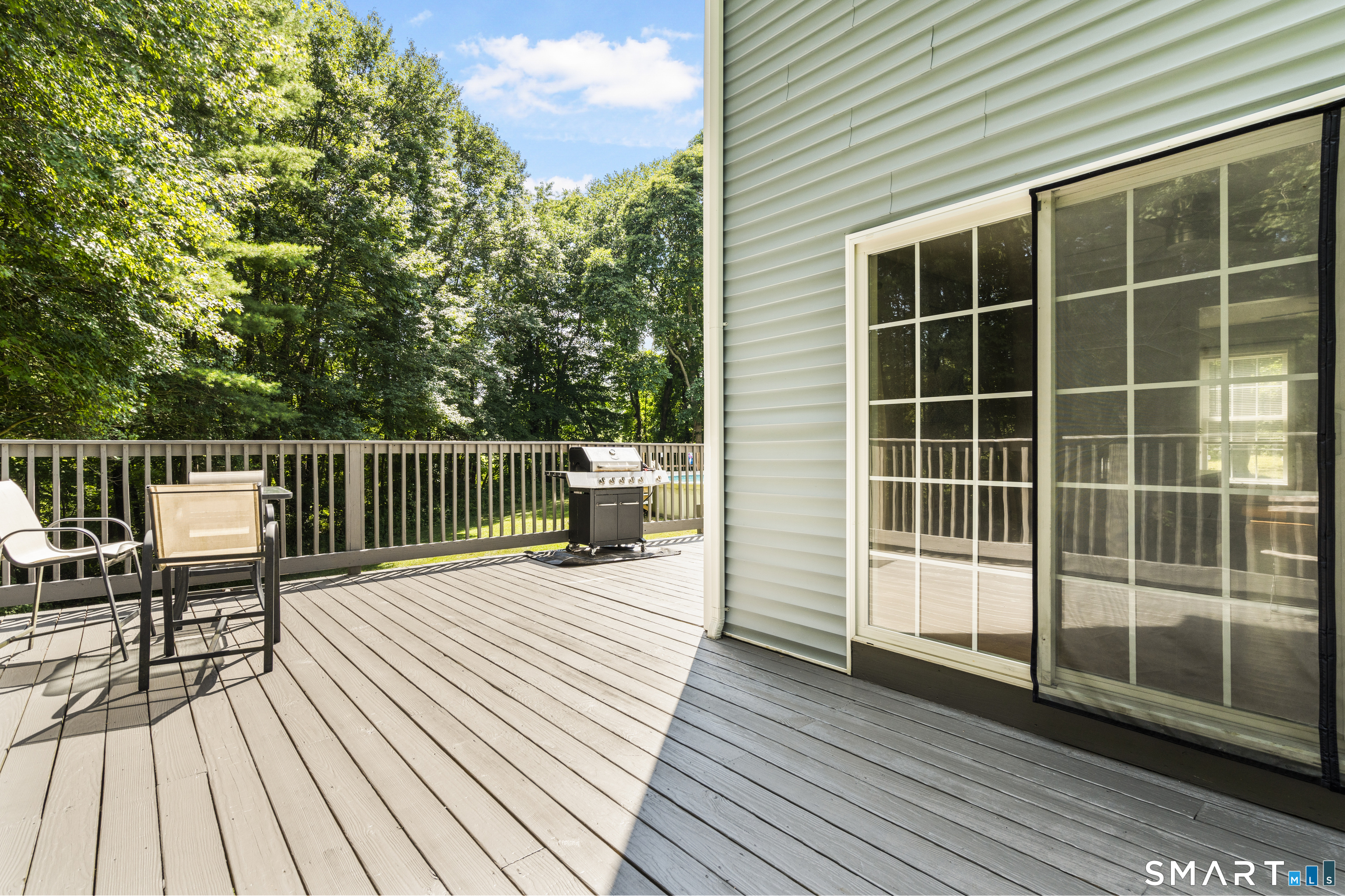 264 Trumbull Highway photo 24