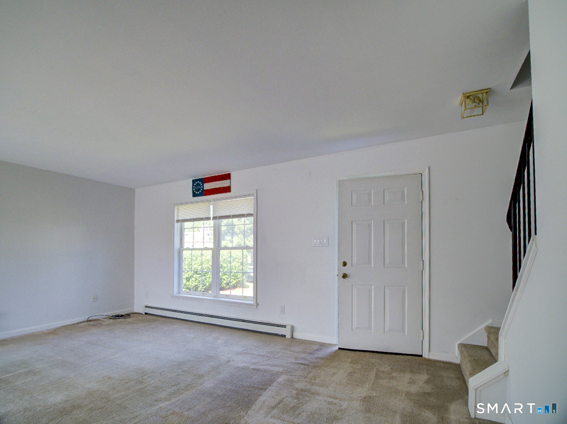 6 Mettler Street photo 7