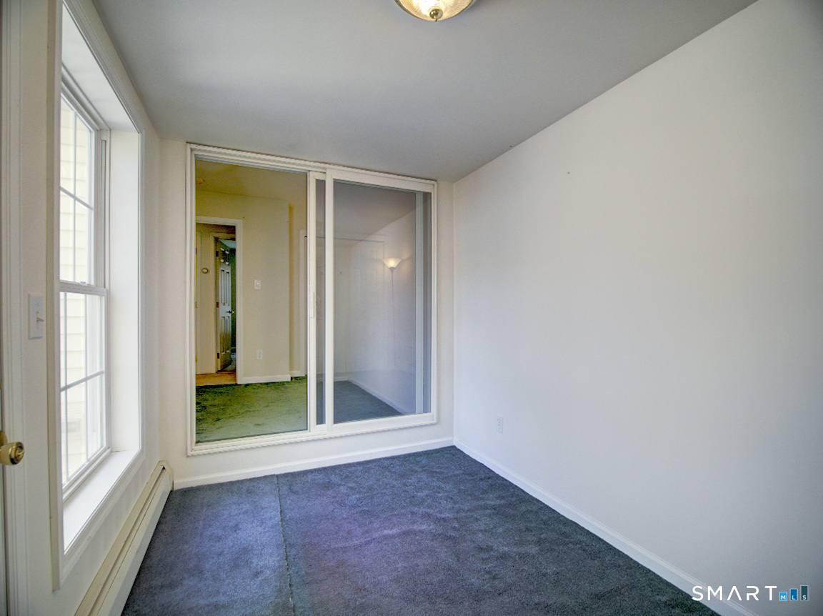 6 Mettler Street photo 14