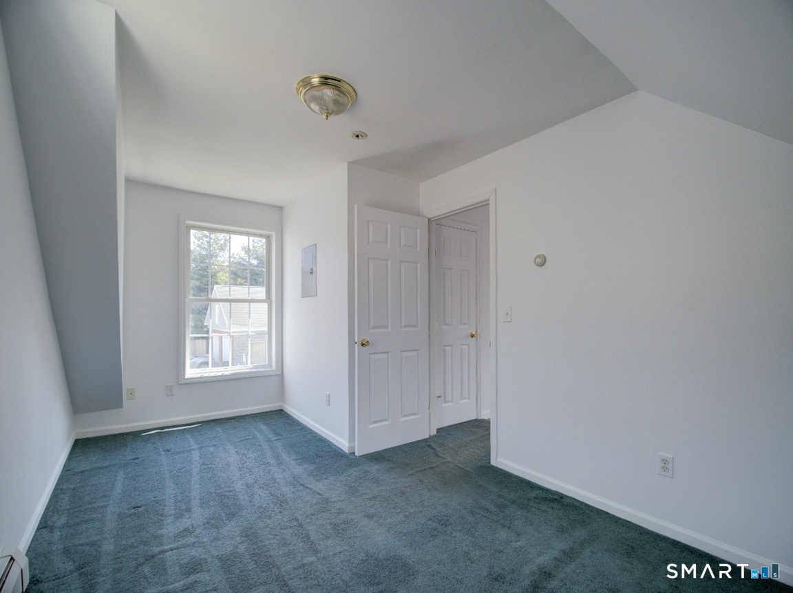 6 Mettler Street photo 39