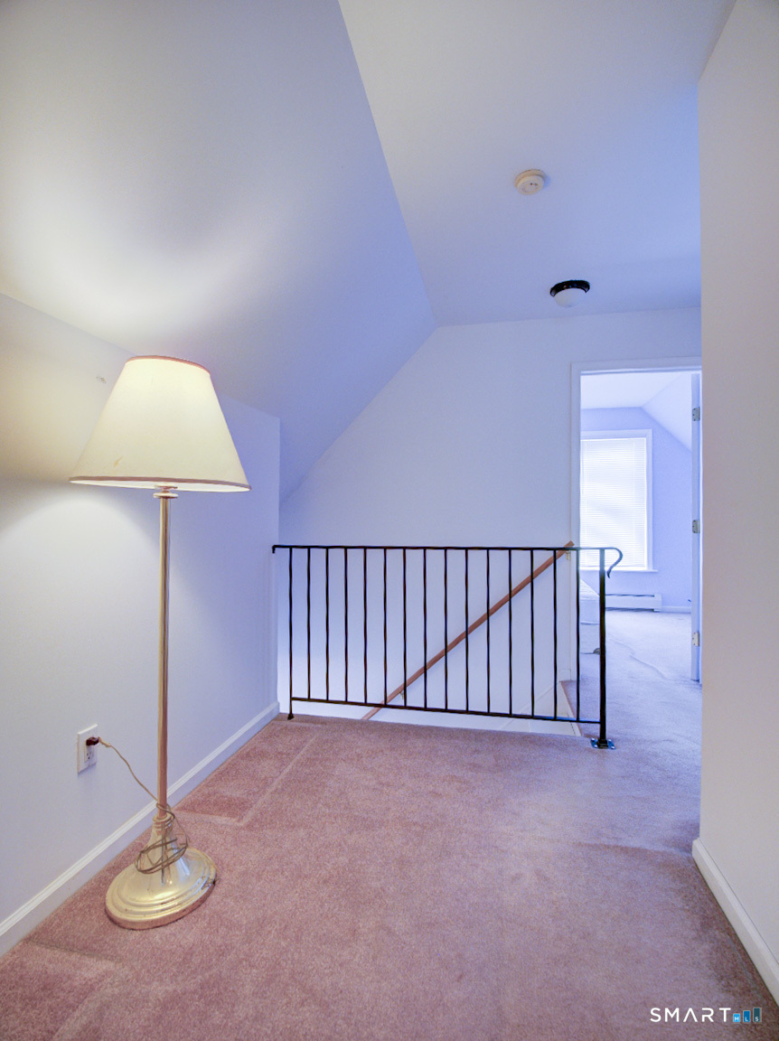 6 Mettler Street photo 21