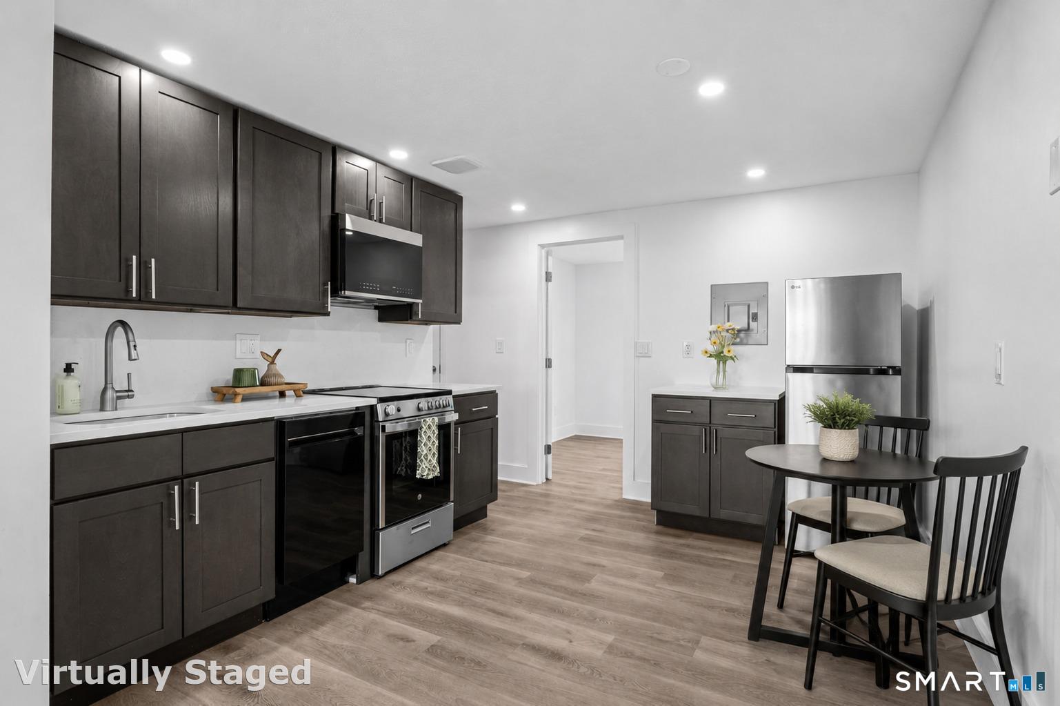145 Garfield Avenue photo 4