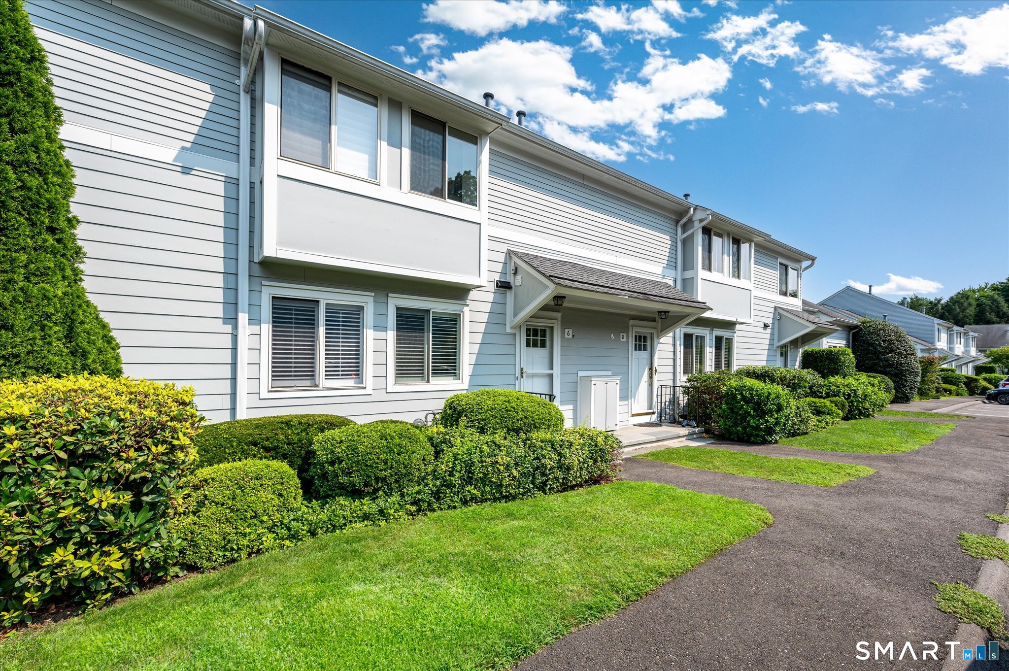 Photo 3 of Townhouse for sale at 6 Whiffletree Way #6, Riverside, CT 06878 | MLS# 24199728 | Listing updated on 2026-09-03