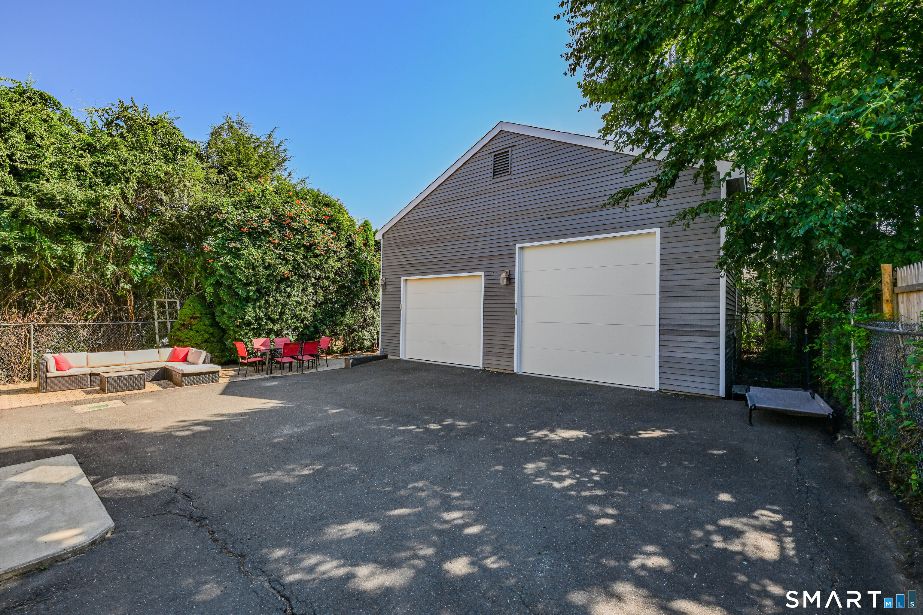15 Ridgewood Street photo 25