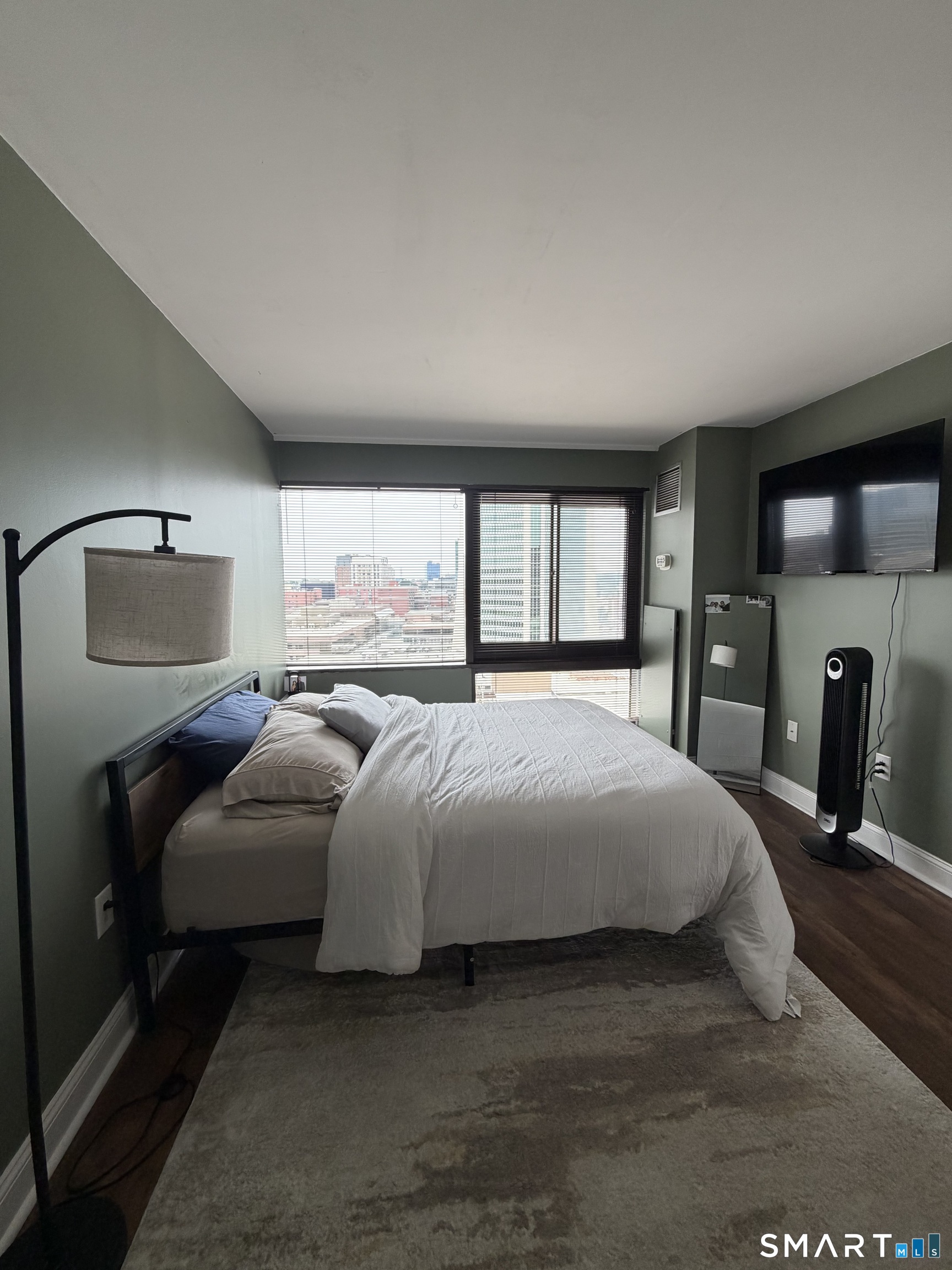 127 Greyrock Place, Stamford, Connecticut photo 4