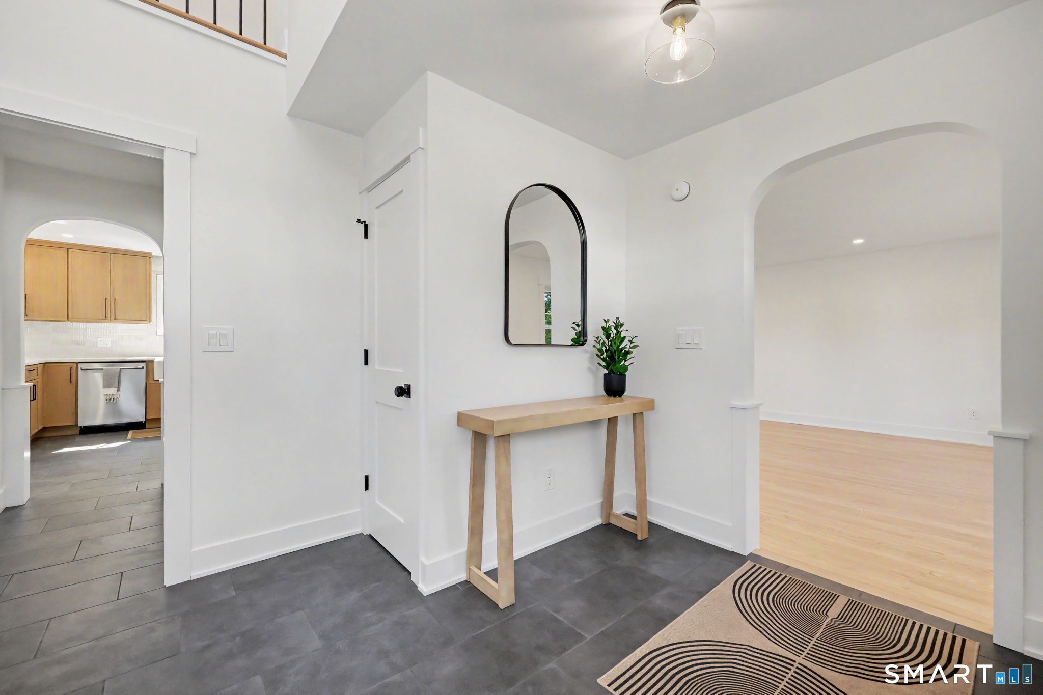 91 Lockwood Road photo 3