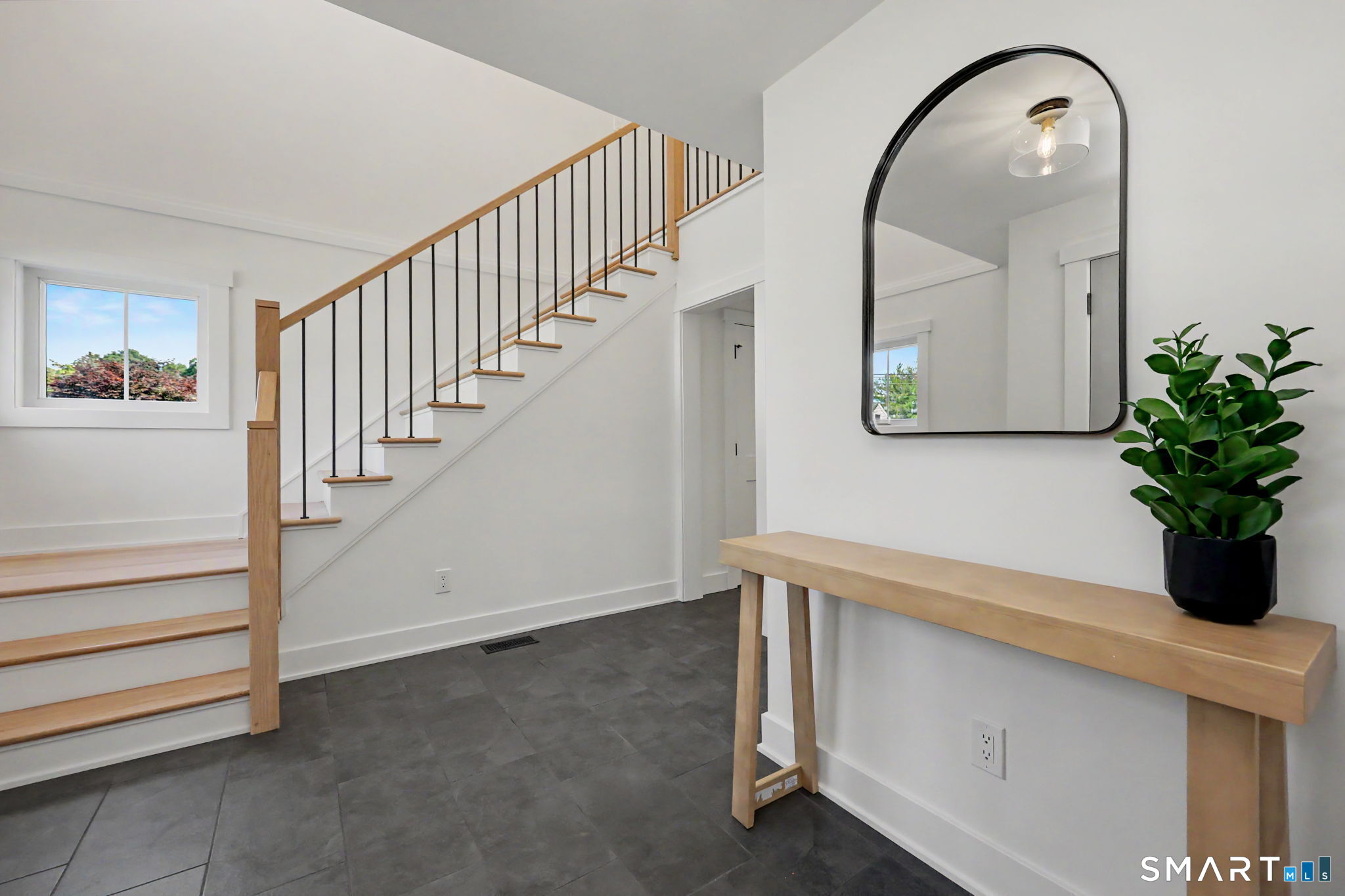 91 Lockwood Road photo 2
